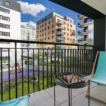 Stylish Apartment with Balcony Poznań by Renters *
