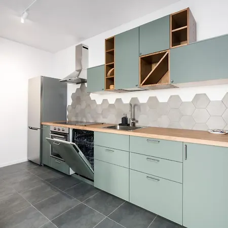 Stylish Apartment with Balcony Poznań by Renters Poznań